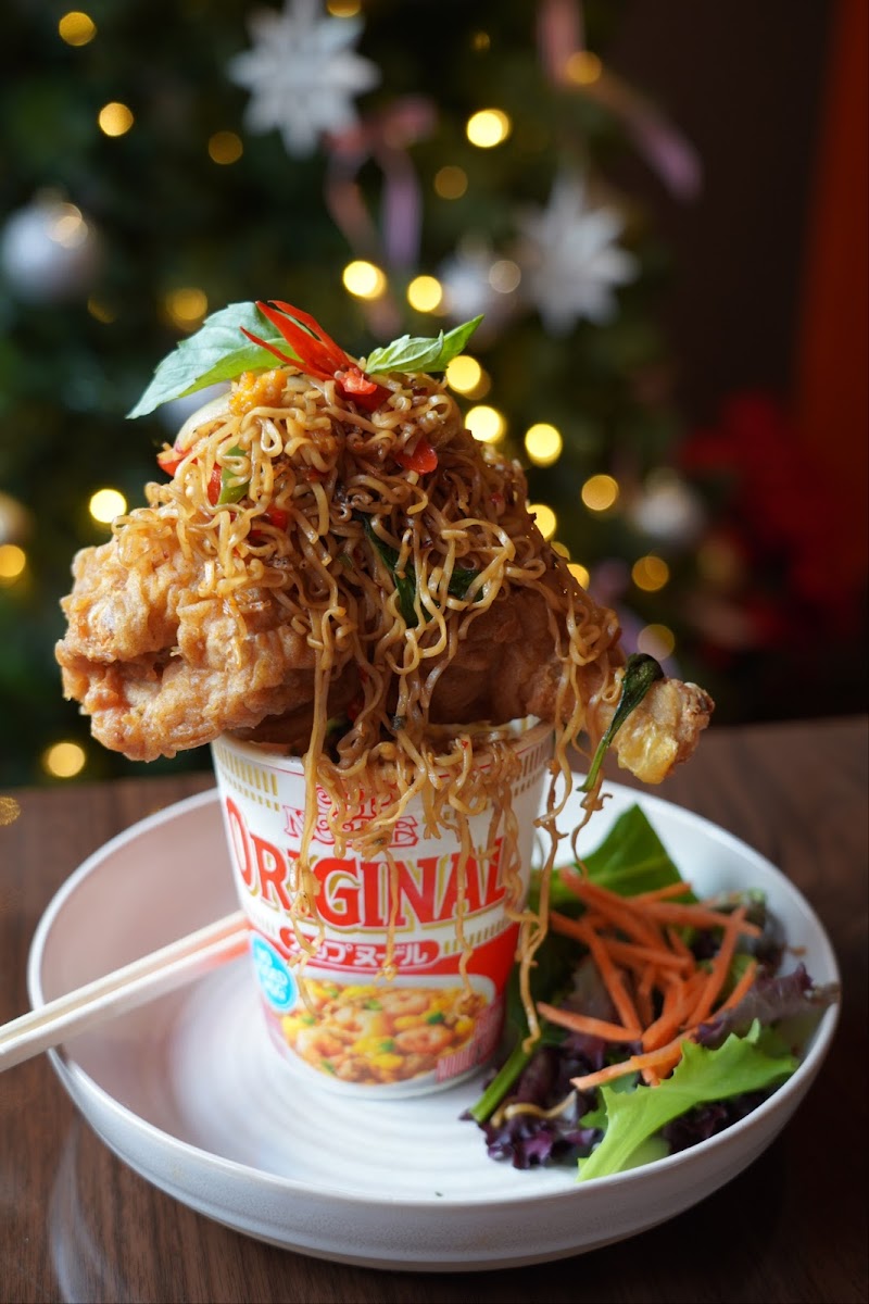 MeeThai Restaurant Photo 6