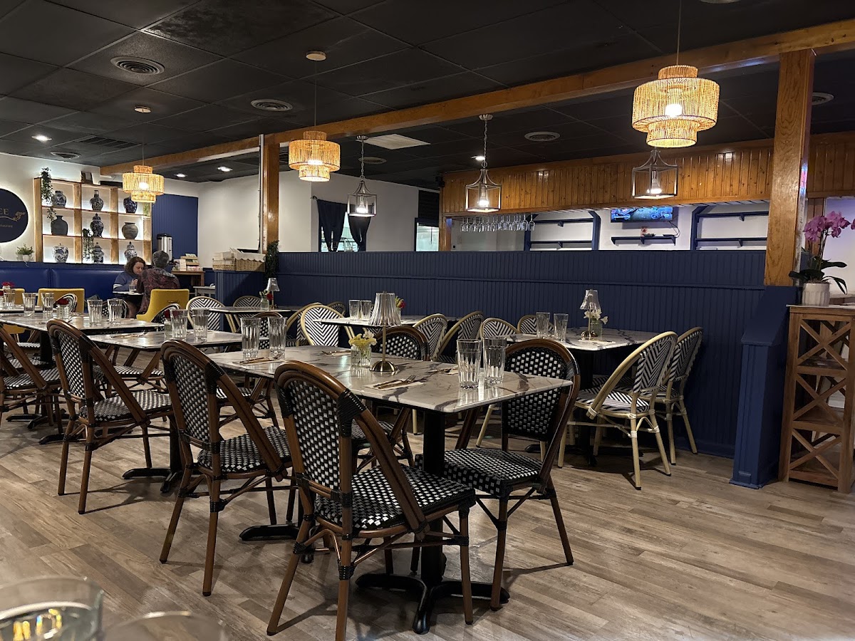 MeeThai Restaurant Photo 7