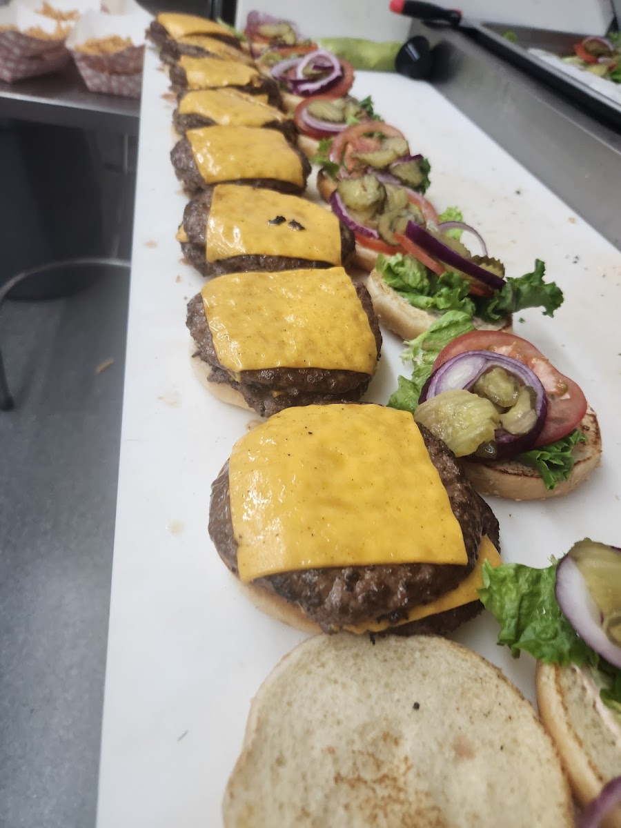Pinecrest Snack Bar