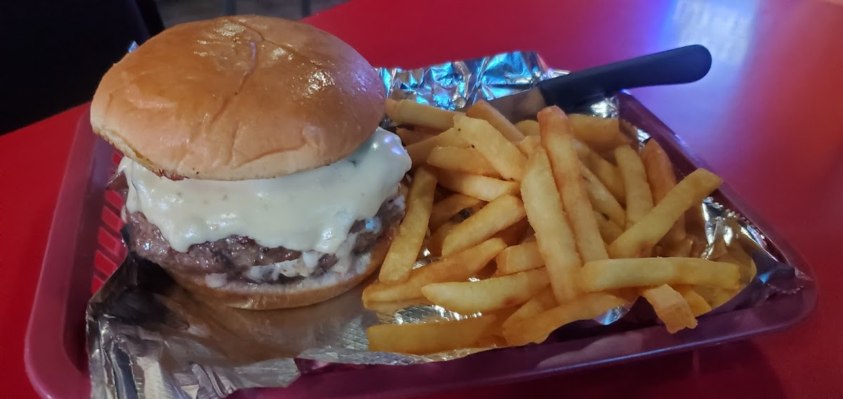 Sparky's Bar & Grill Photo 2