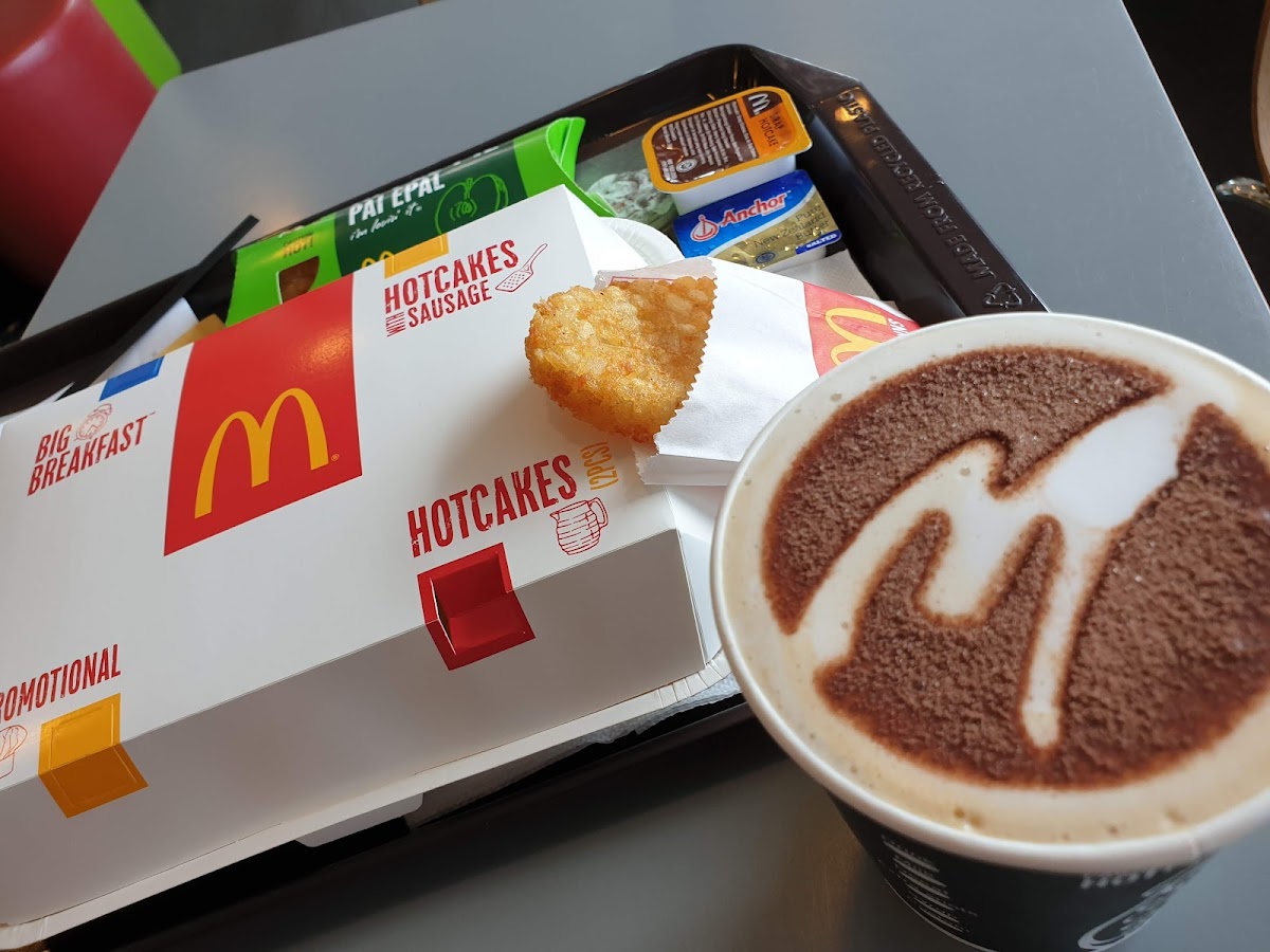 McDonald's Underwater World Langkawi Photo 10