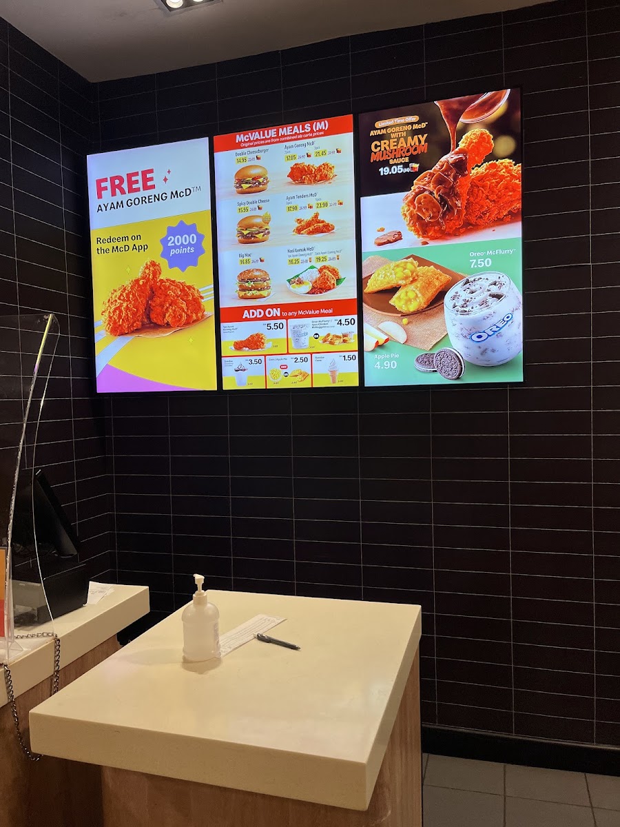 McDonald's Underwater World Langkawi Photo Menu 2