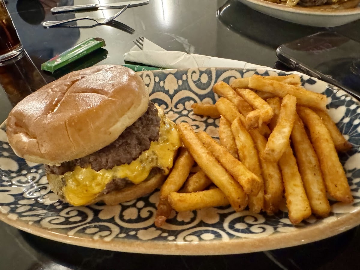 LaPasha Lounge and Grill Photo 10