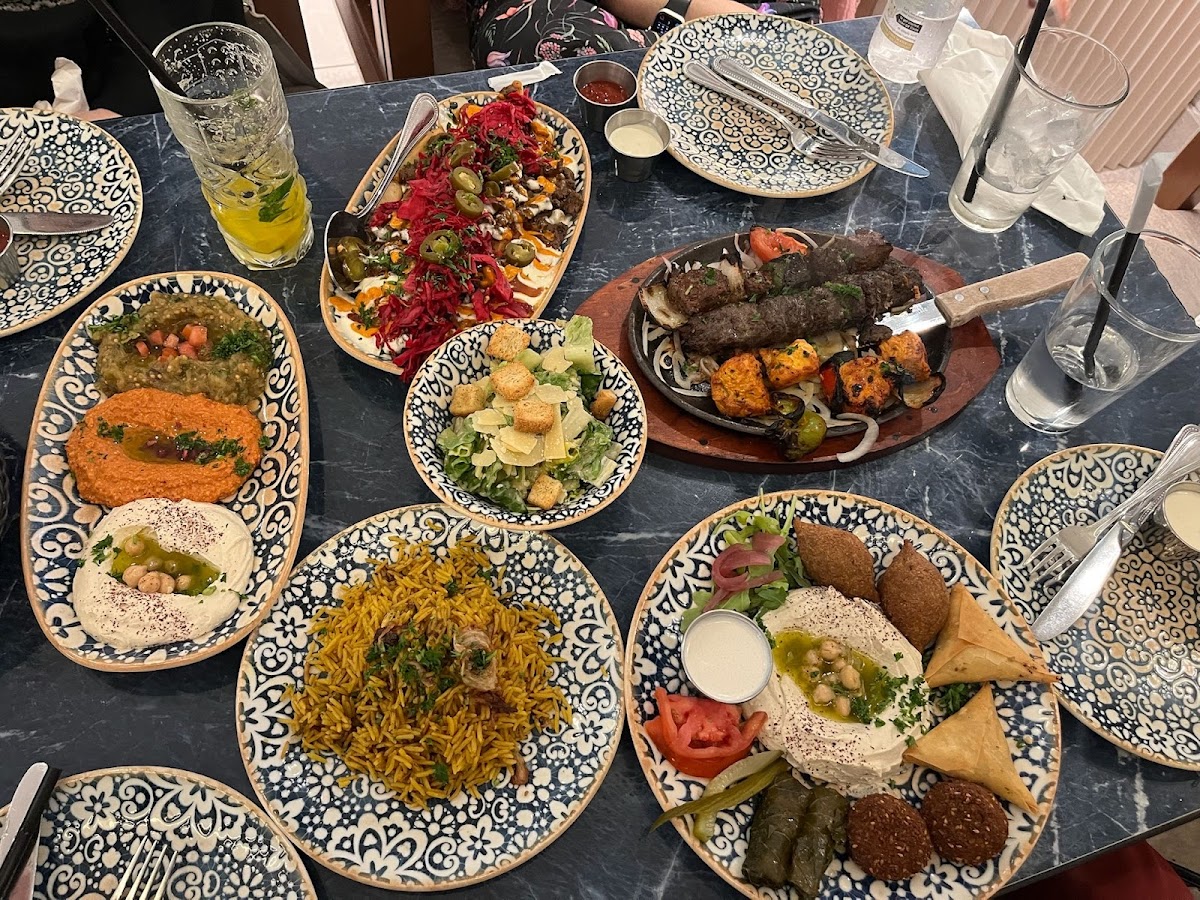 LaPasha Lounge and Grill Photo 3