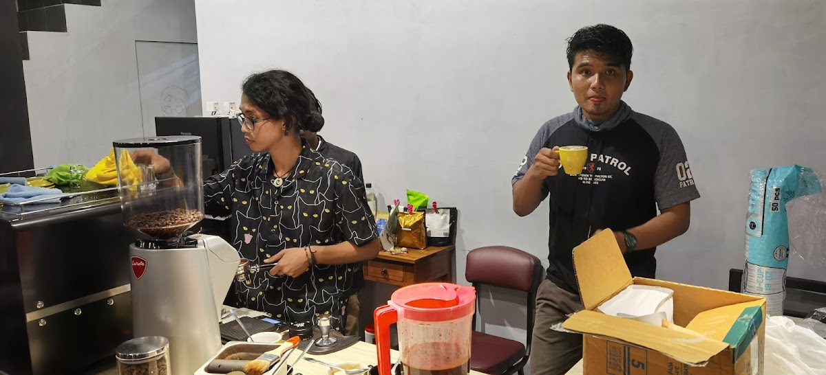 Muzhi Coffee Photo 4