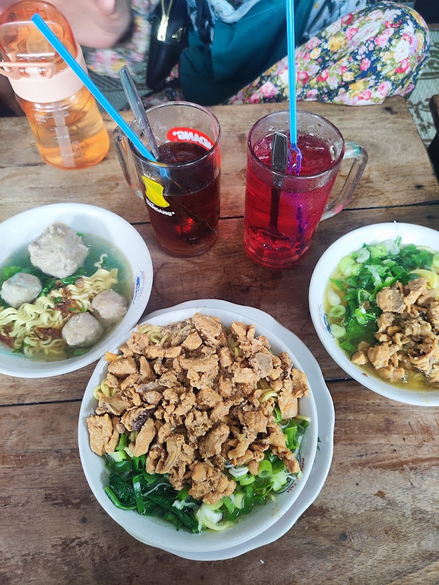 Bakso dan Mi Ayam Kangen Waduk Photo 5