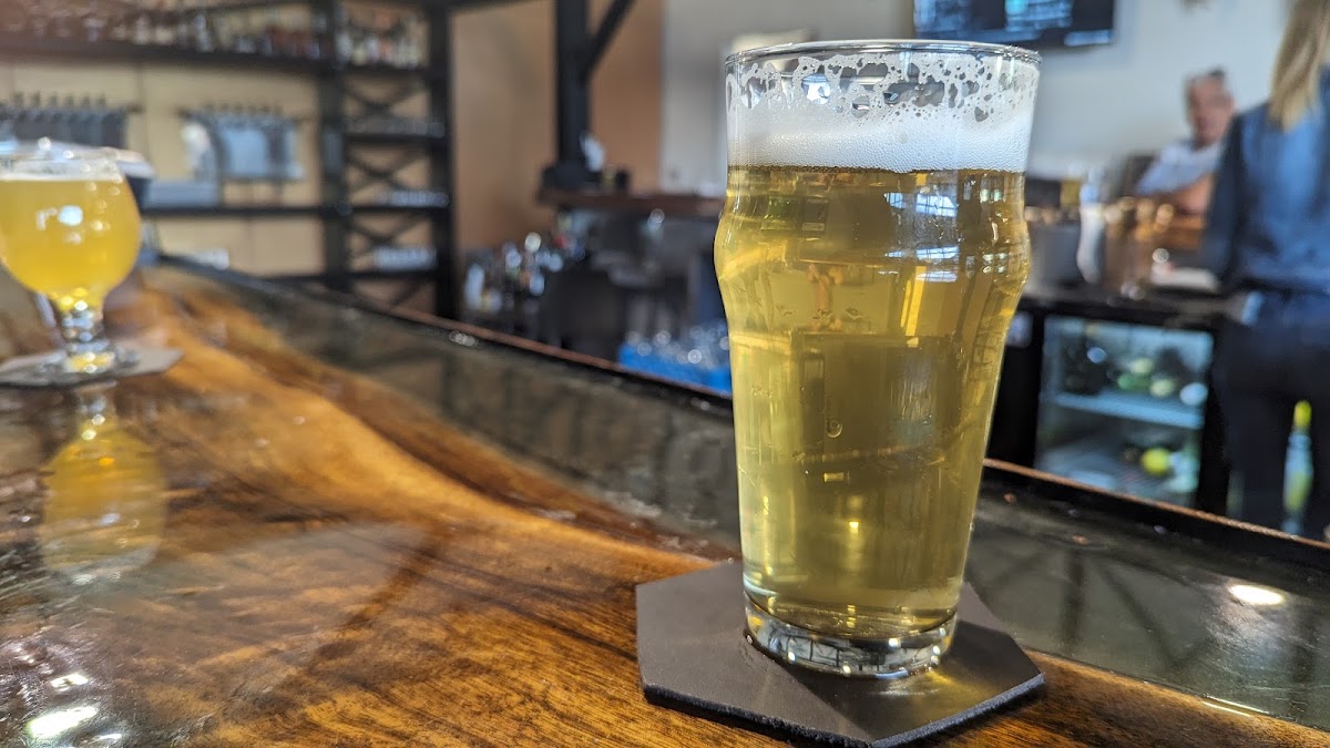Tombstone Brewing West End Photo 9