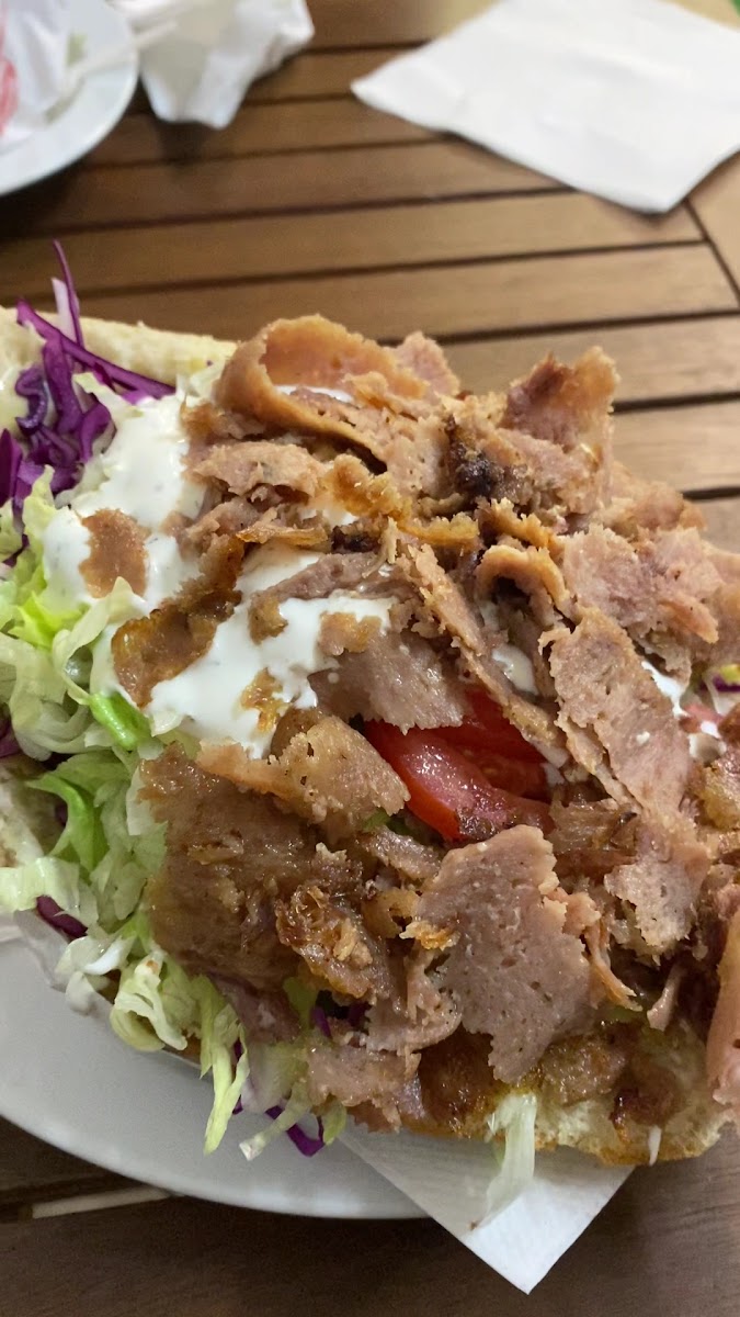 Al Mustafa Döner Kebab Photo 2