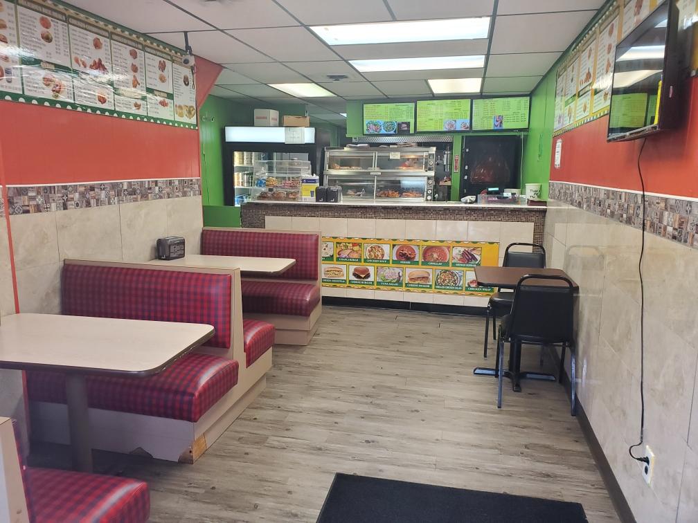 Crown Chicken and Gyro Woodbury Photo 6