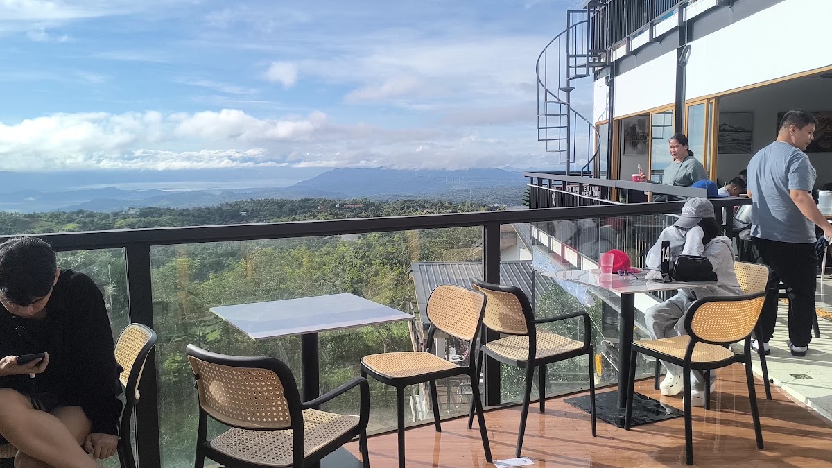 CityScape Cafe | Bed and Breakfast Photo 7