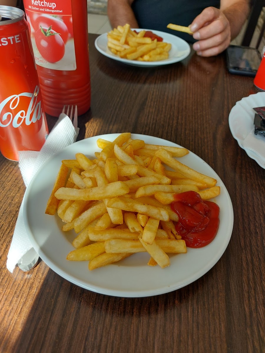 Jaima Döner Pizzahaus Photo 4