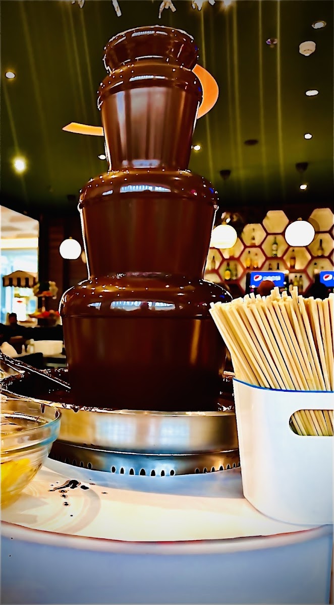 AMZNIA BUFFET Photo 5