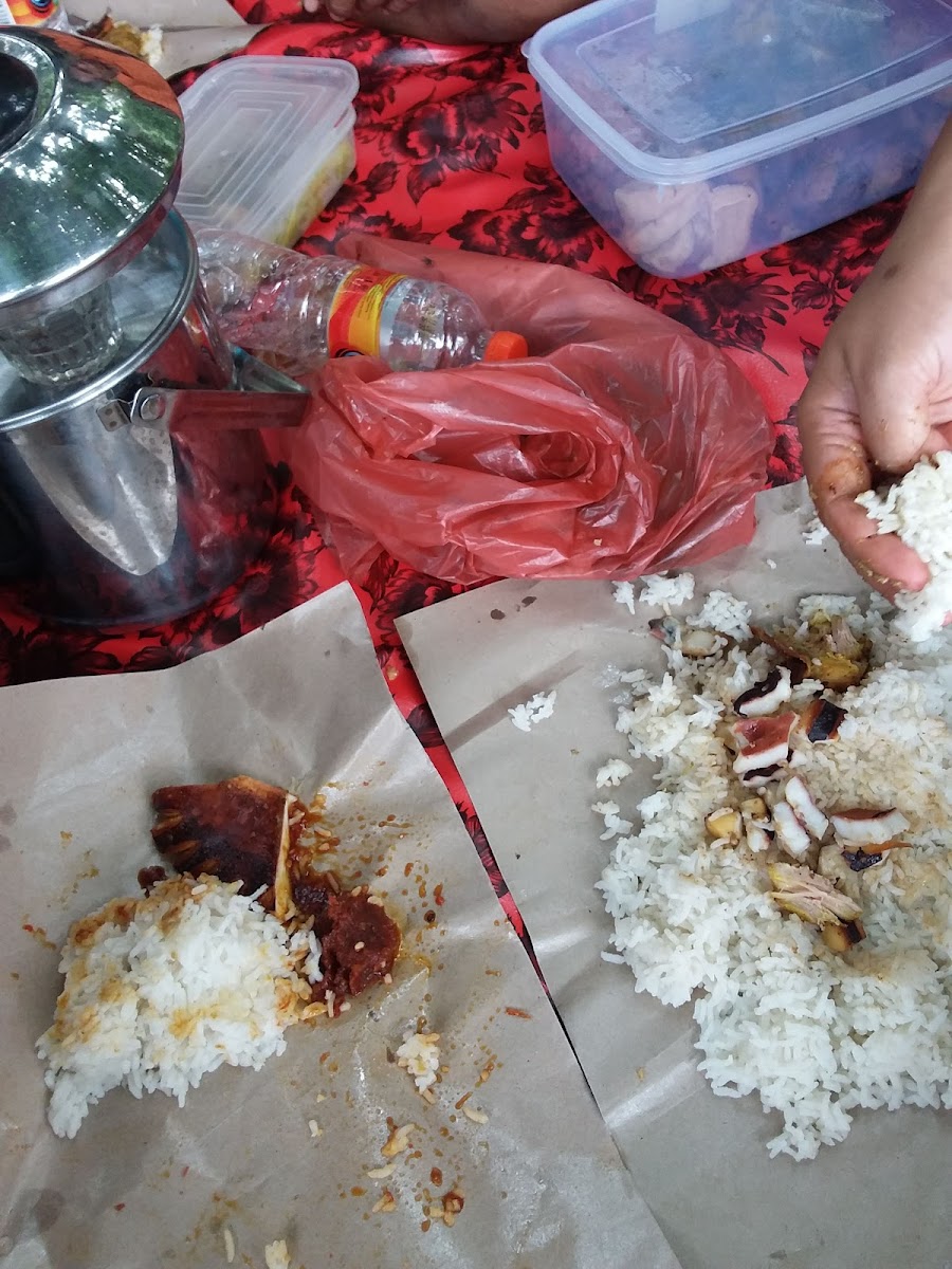 warung bu lani pantai pasir putih Photo 8