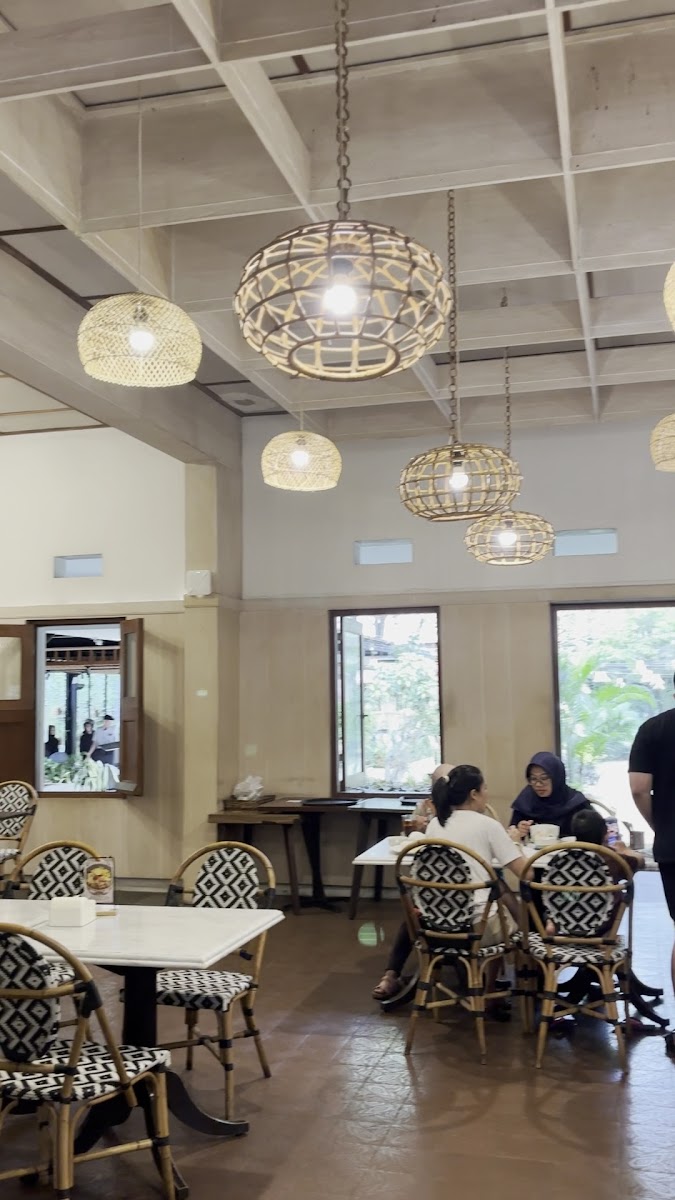 Kapulaga Indonesian Bistro Photo 3
