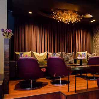Violet Cafebar & Lounge Photo 4