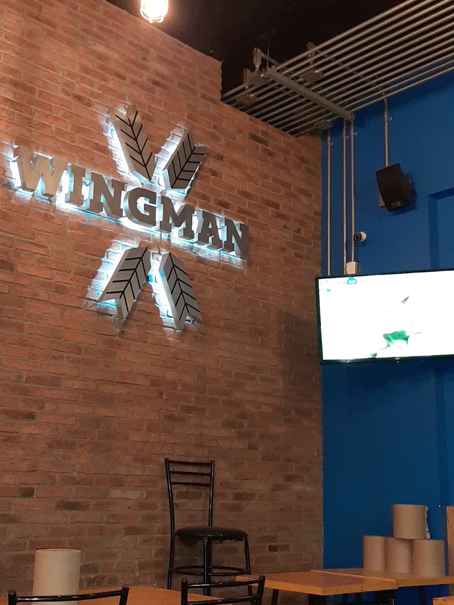 Wingman Plaza Viva
