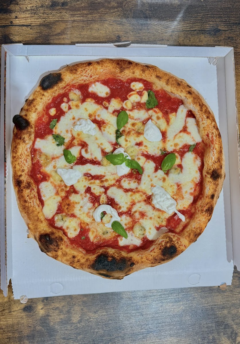 Bacia la Mano - Pizzeria d'Asporto Genova Photo 10