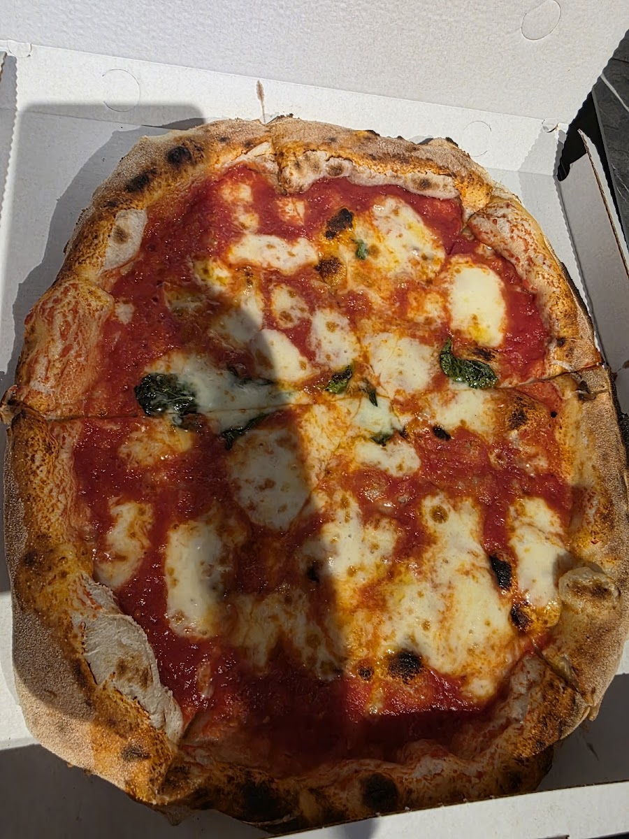 Bacia la Mano - Pizzeria d'Asporto Genova Photo 8