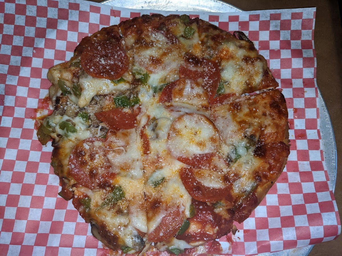 Pasquale's Pizza | The Restaurant Photo 8