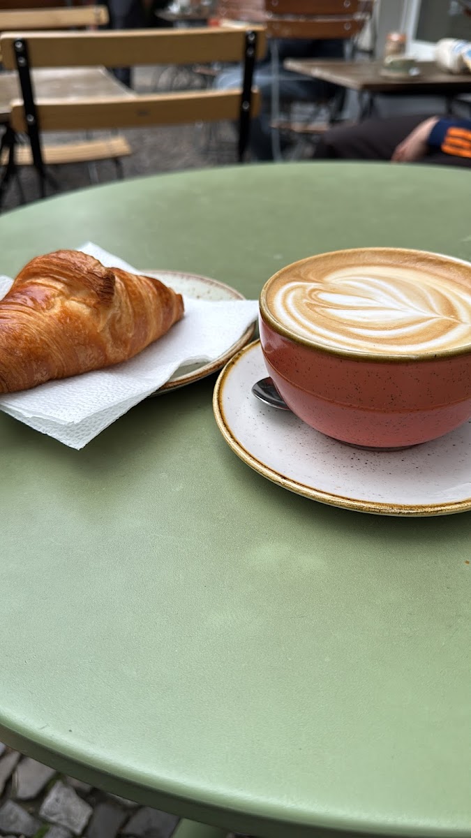 Café SAZ Photo 4