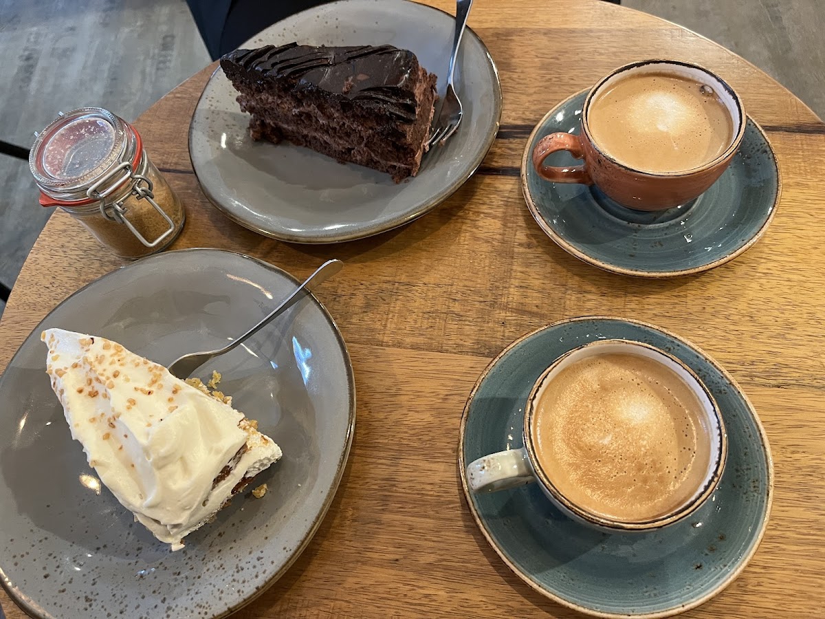 Café SAZ Photo 8