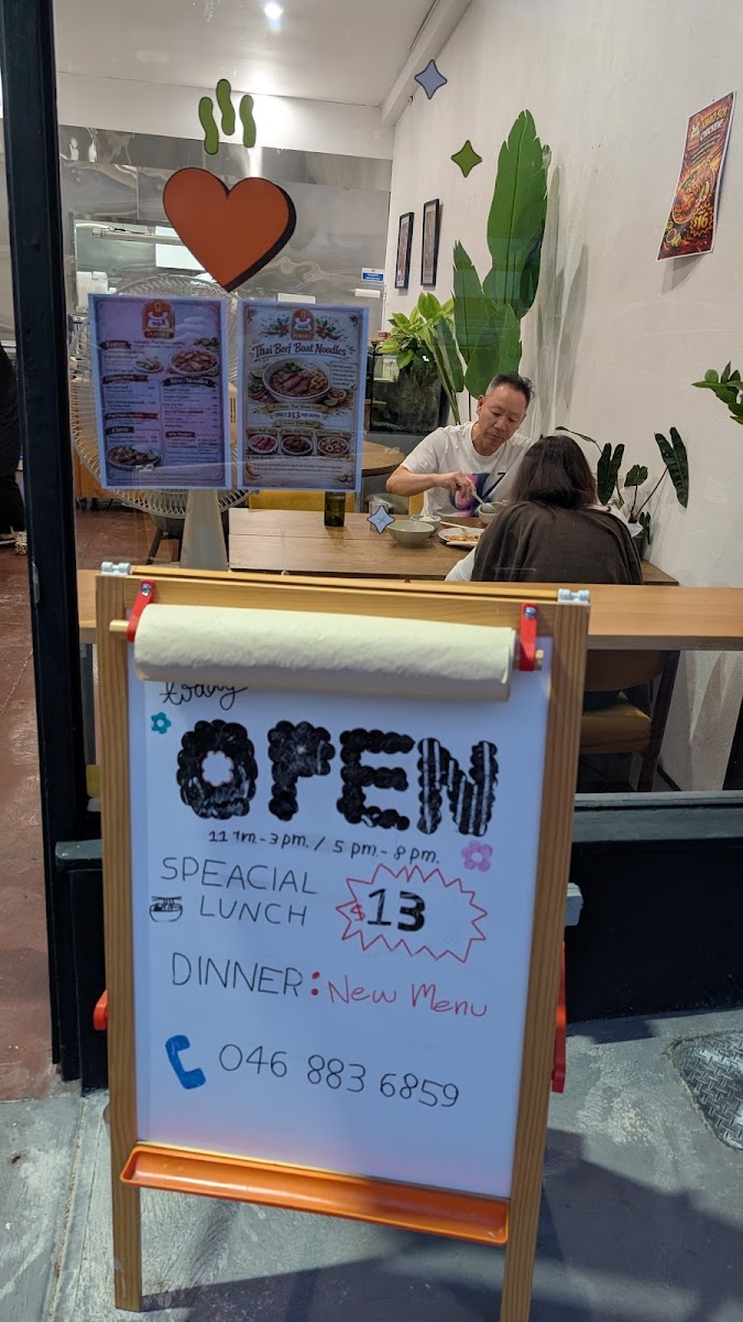 Pordee Eatery Photo Menu 9