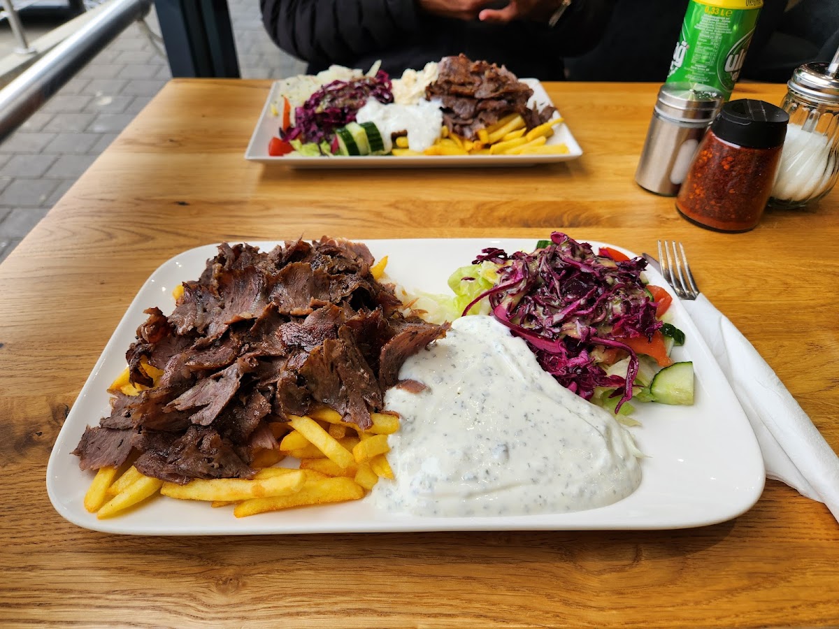 ADA KEBAP PIZZA HAUS Photo 3