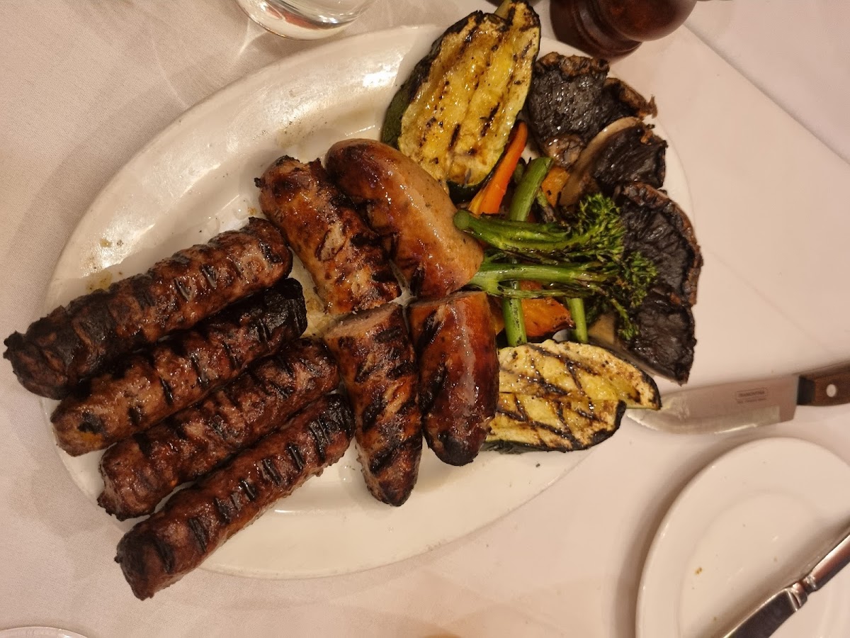Charcoal Grill on The Hill Photo 10