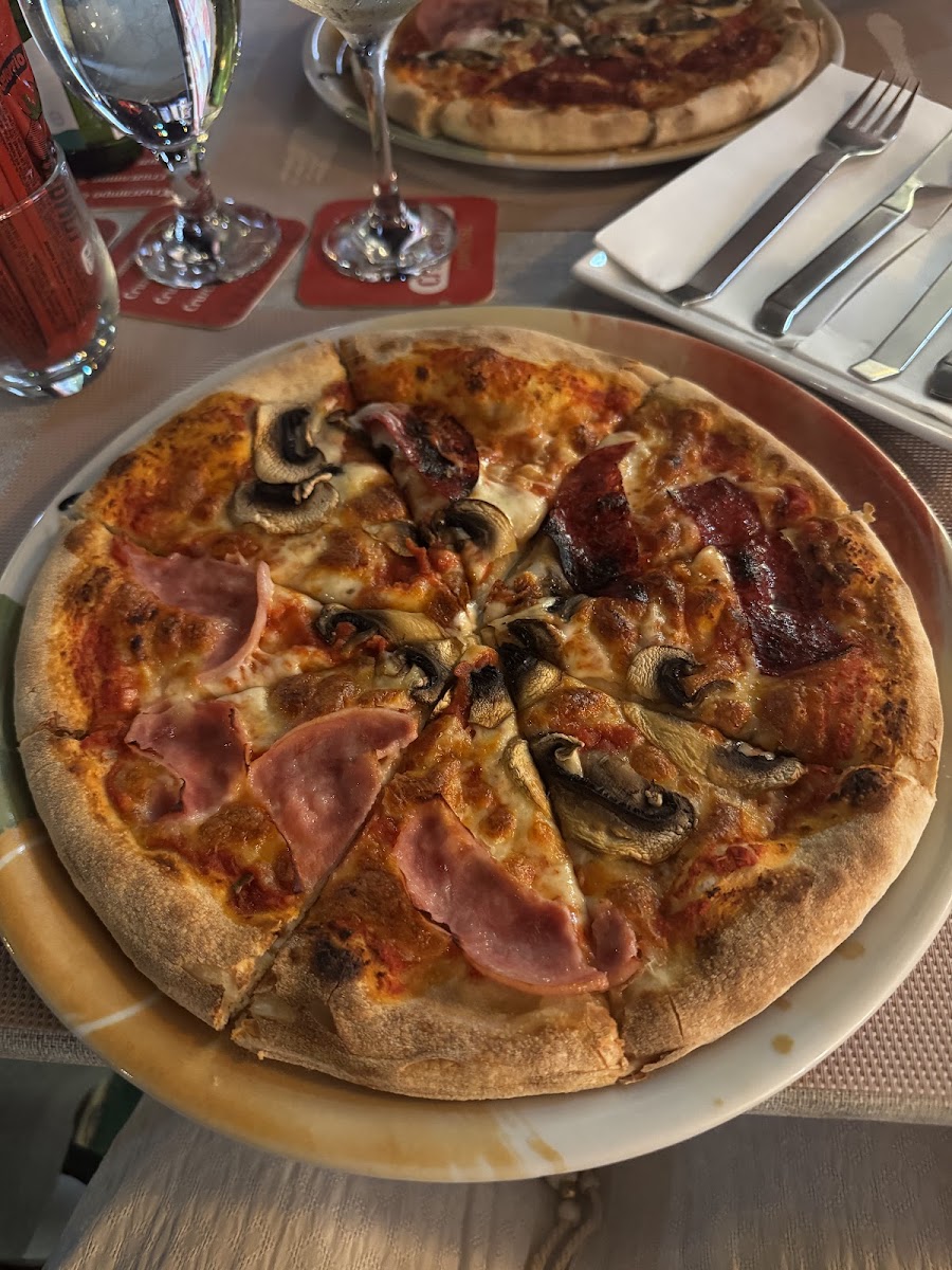 Pizzeria La Casita Photo 5