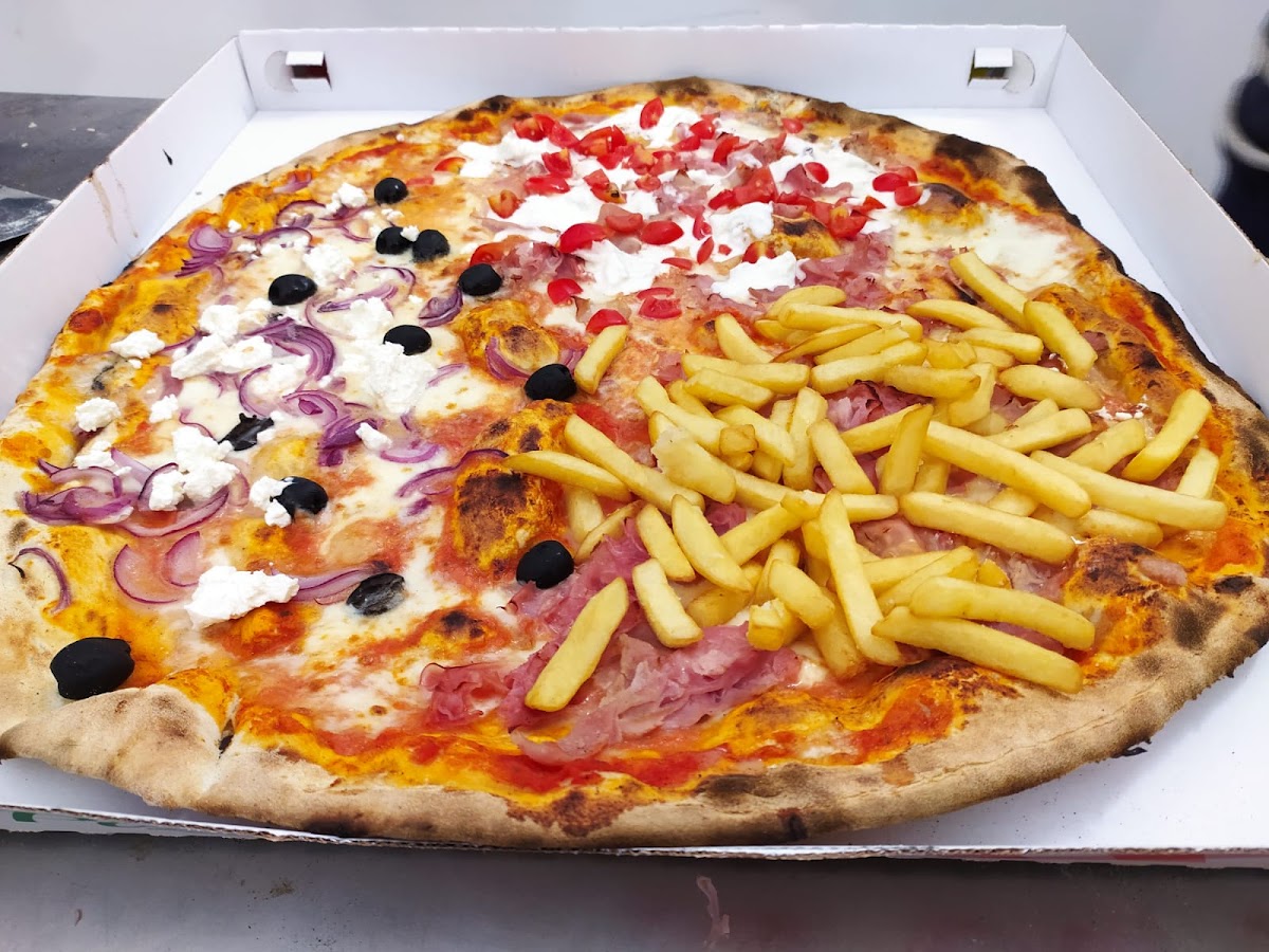 Il desiderio pizzeria Photo 6