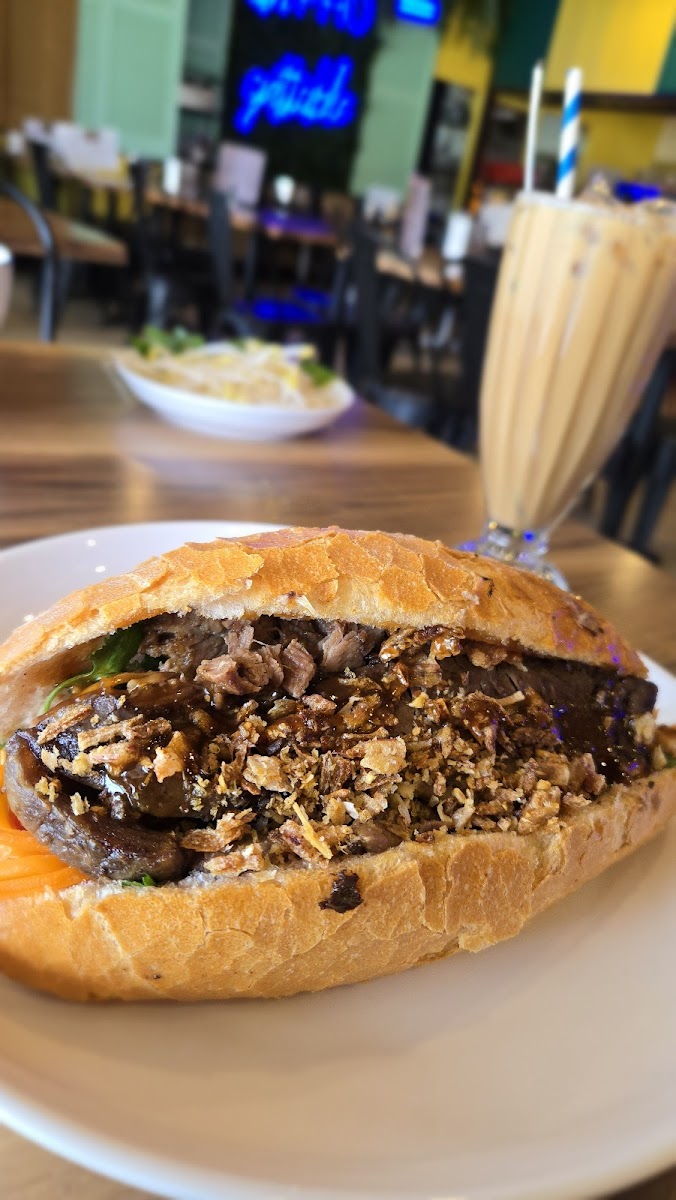 Banh Mi Pho-Natic Photo 10