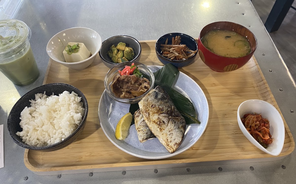 ITSUKI 一樹 Japanese Style Cafe Photo 10
