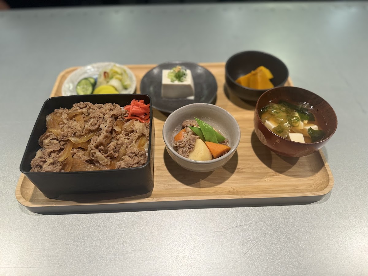 ITSUKI 一樹 Japanese Style Cafe Photo 7