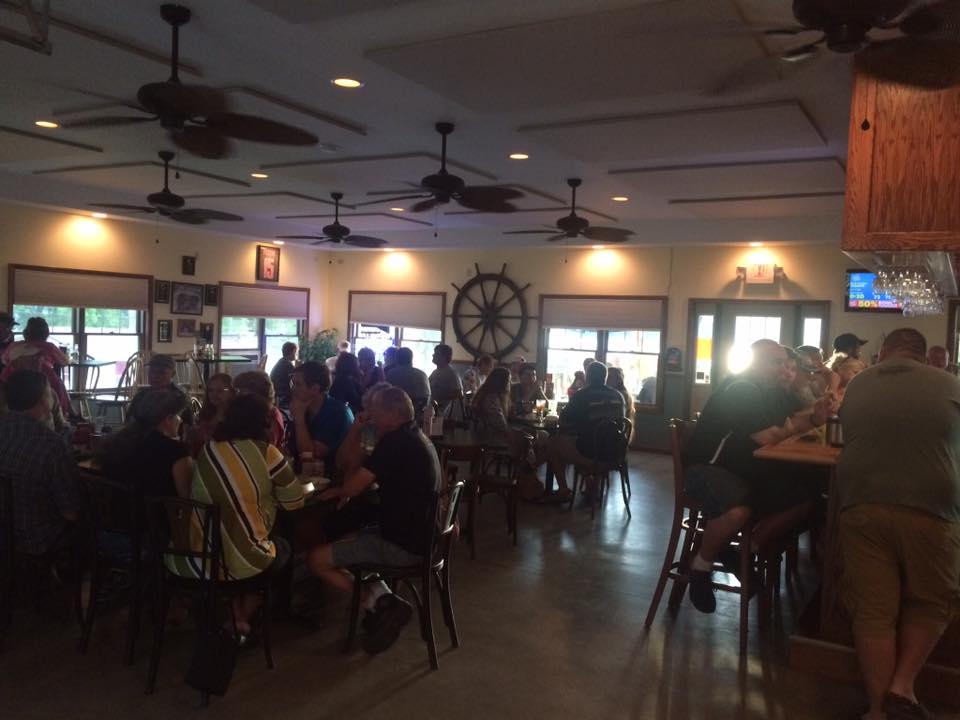 Foster's Harbor Inn Photo 6