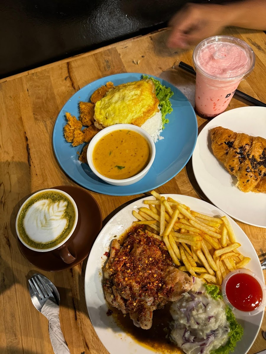 D Nest Coffee PJCC Photo 4