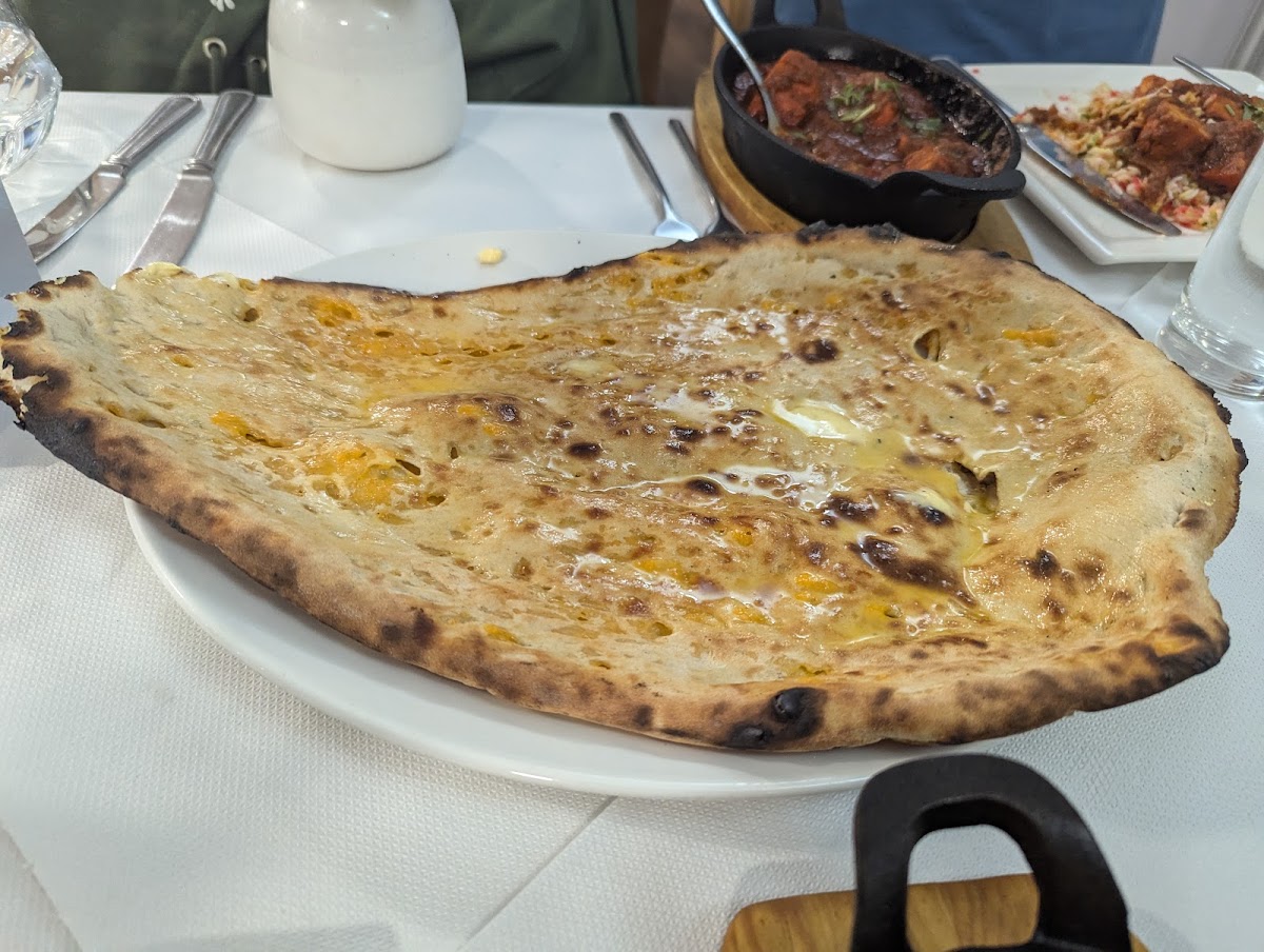 Al-Karim Bistro and Bar Photo 8