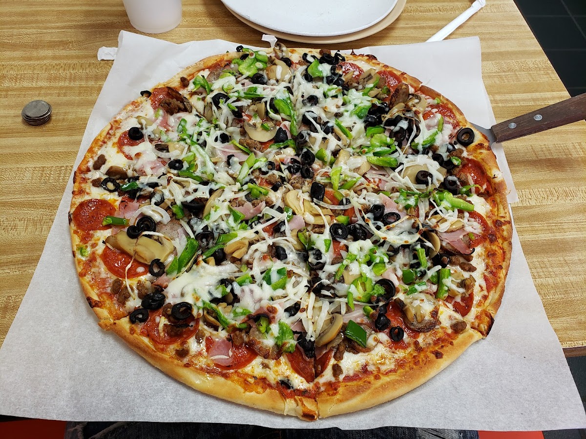 DANIELS PIZZA #2 Photo 6