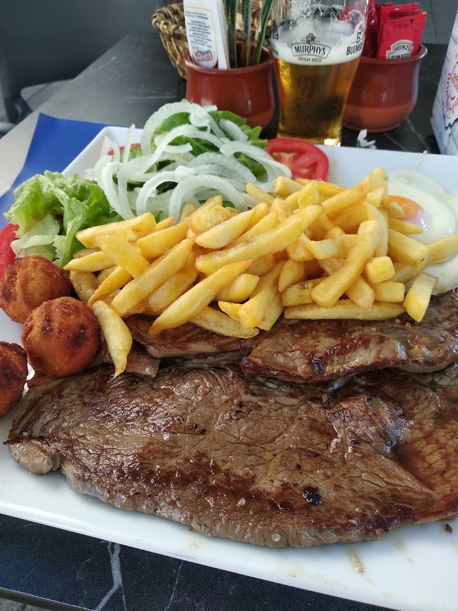 Yalens Tavern Photo 10
