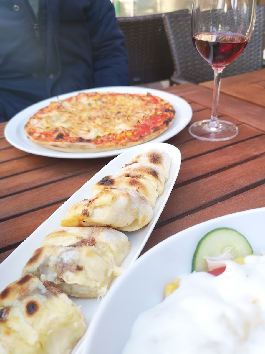 Pizzeria Piccolo Photo 8