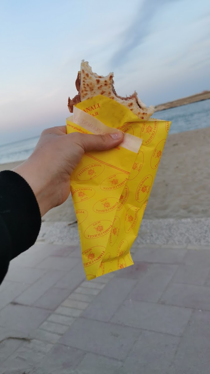 Piadina Ciliegia Photo 6