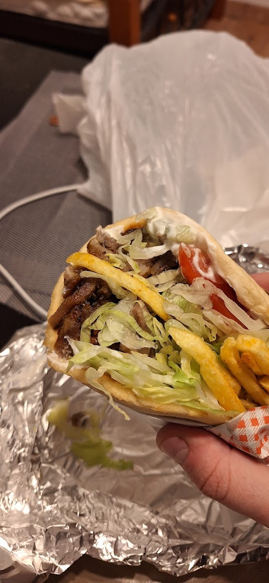Kosta's Gyros Photo 4