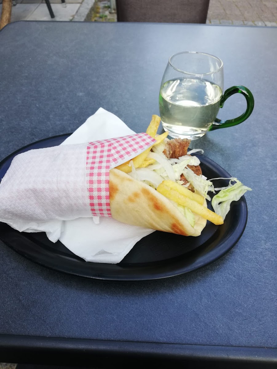 Kosta's Gyros Photo 5