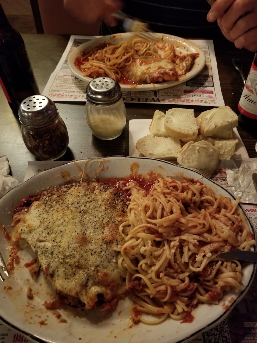 Mama Leone's Italian Restaurant Photo 6