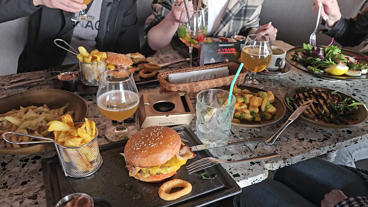 Klausen Burger Photo 2