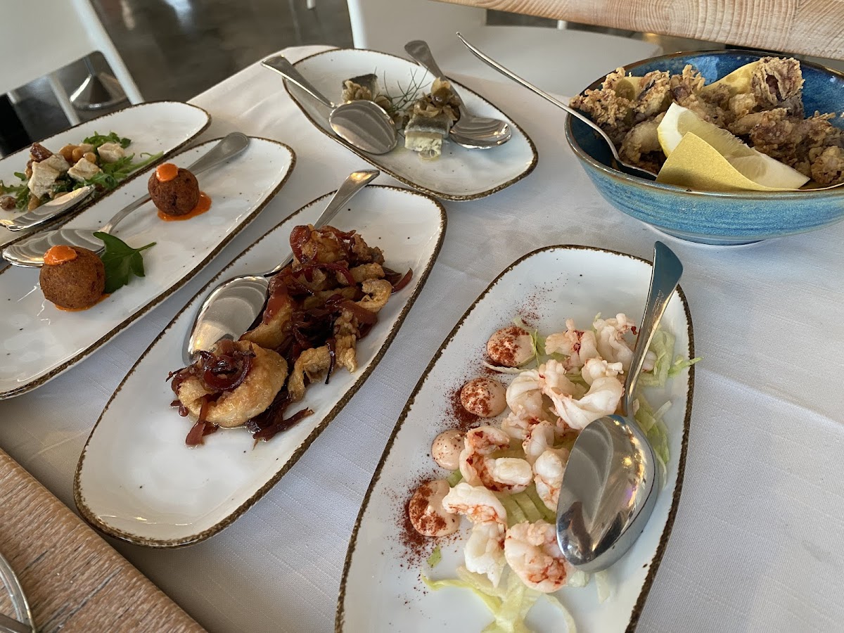 GENTEDIMARE RESTAURANT GOLFO ARANCI Photo 4