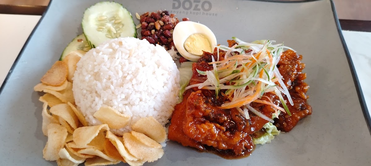 DOJO NANYANG KOPI HOUSE PLAZA KOLOMBONG Photo 6