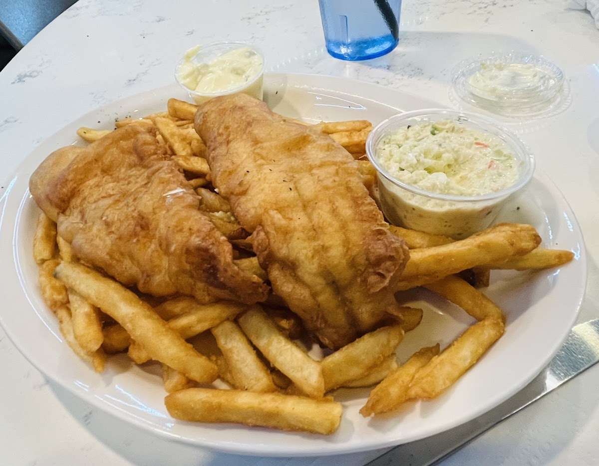 Flying Saucer Restaurant Photo 4