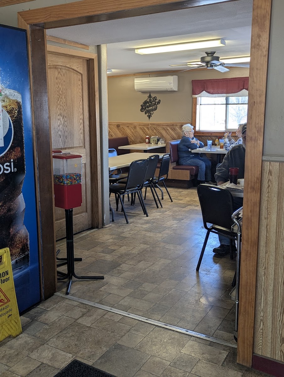 Hutch's Cafe Photo 4