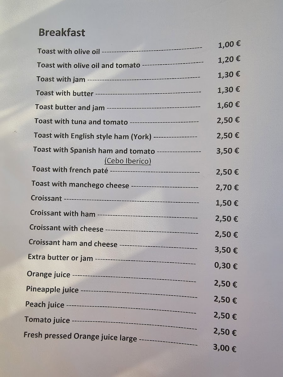 OH LA LA! Café Bar Photo Menu 10