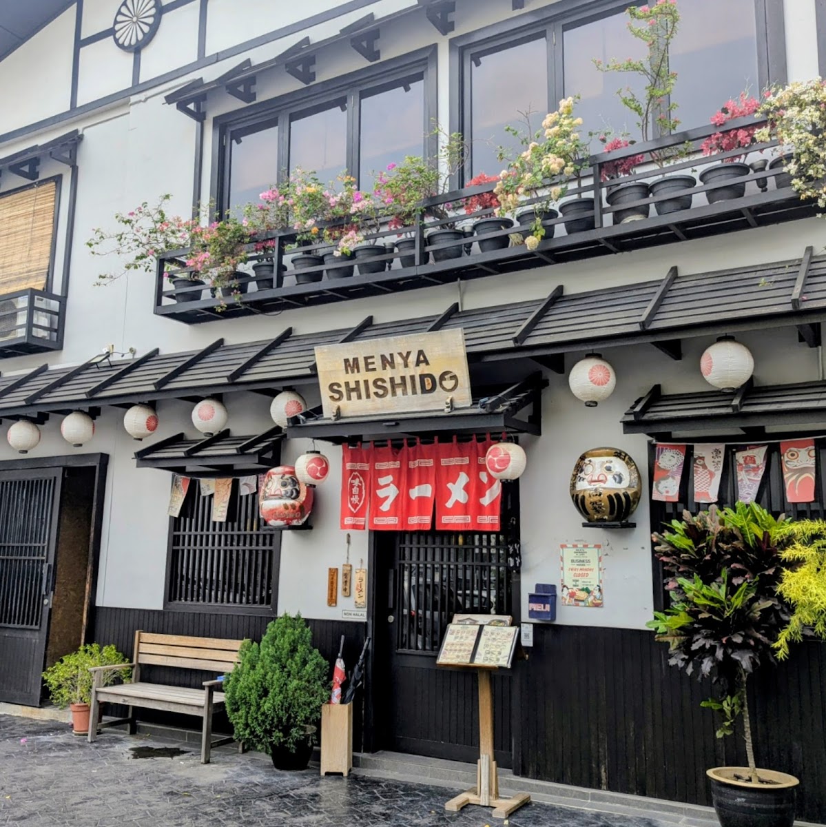 Menya Shishido B.Land